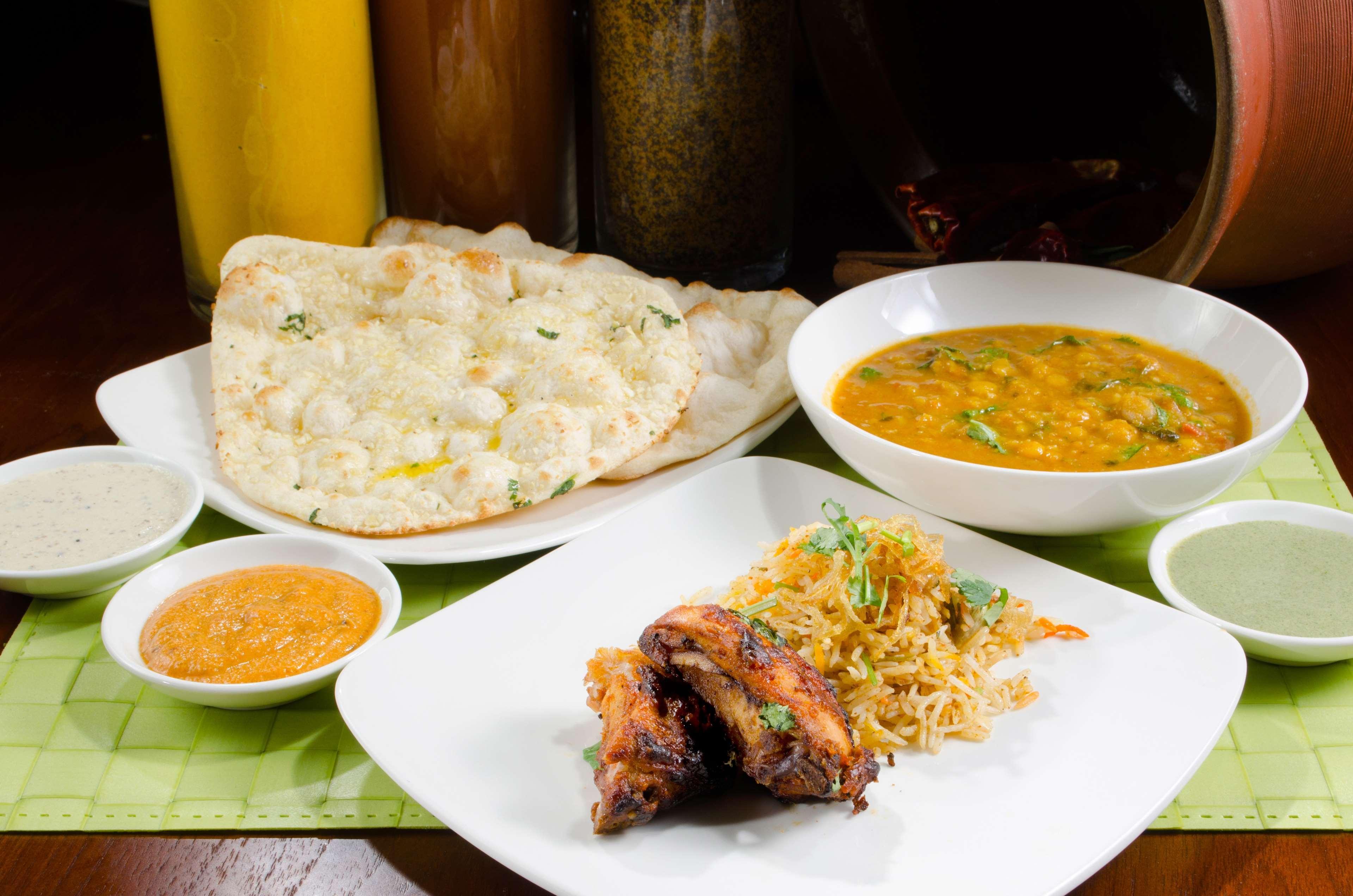 Hotel Hyatt Regency Kinabalu Kota Kinabalu Exteriér fotografie Indian cuisine